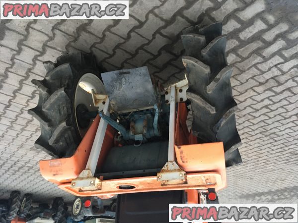 traktor kubota 4x4, kubota B1702DT, výkon 17 Hp