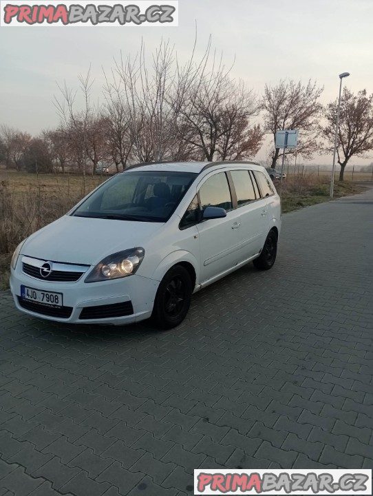 opel zafira b 7 míst. tažné stk 11.08.2024