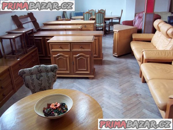 KOŽENÉ SEDAČKY - ELEKTROSPOTŘEBIČE - GASTRO VYBAVENÍ: www.bazarcentrum.cz KOŽENÉ SEDAČKY - ELEKTROSPOTŘEBIČE - GASTRO VYBAVENÍ: www.bazarcentrum.cz