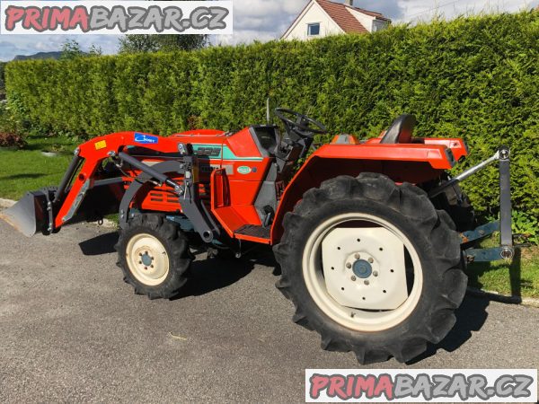 Malotraktor Kubota LI-125 + příslušenství