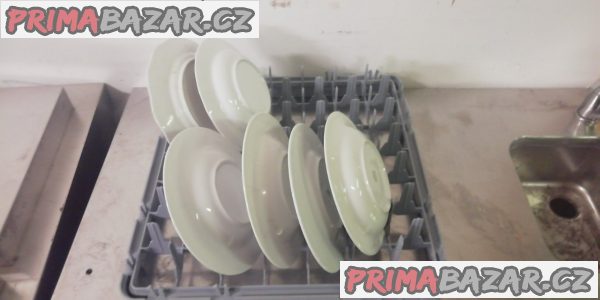 Využijete i jako koš do myčky