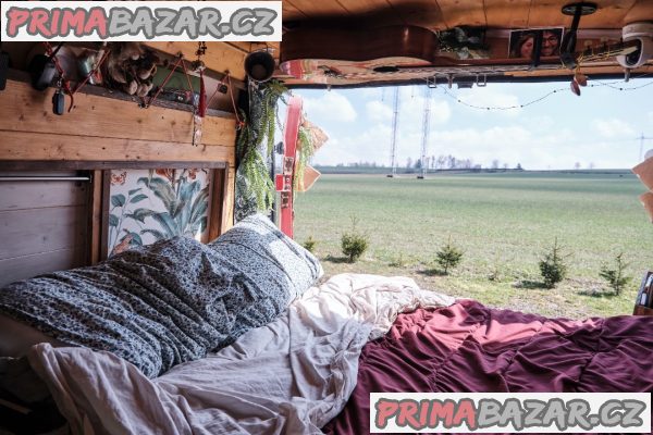 PRODÁM AUTONOMNÍ HANDMADE KARAVAN