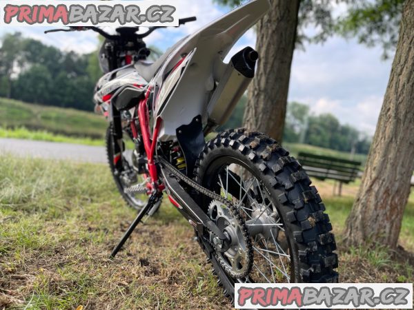 Pitbike Killer 250ccm, červená