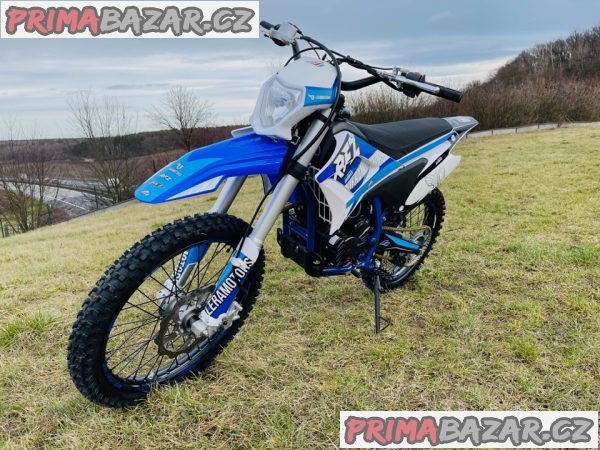 Kroska Thunder 250ccm, modrá