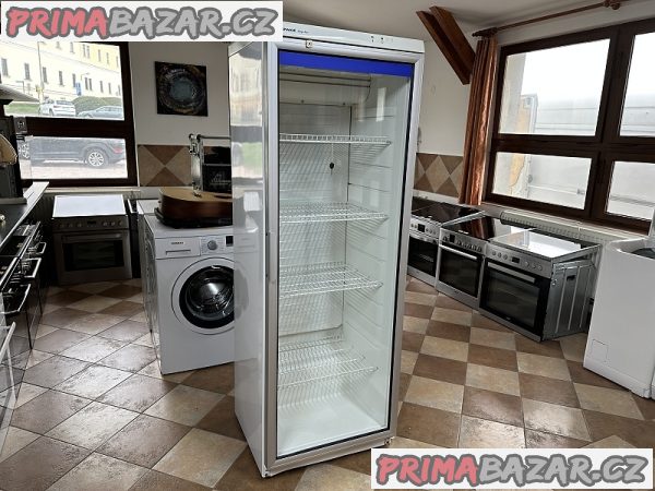 353-prosklena-lednice-chladnice-vitrina-snaige-design-line