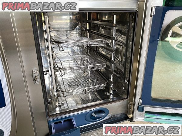 PROFI Konvektomat RATIONAL SCC 61 s bohatým příslušenstvím