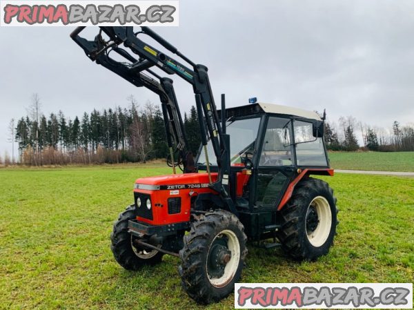 Traktor s čelním nakladačem Zetor 7245