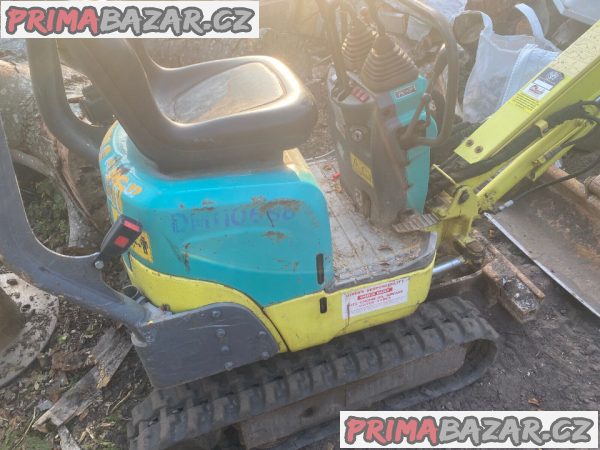 Minibagr Yanmar SV/O8