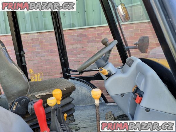 Traktorbagr JCB 3CX SRS - výborný stav