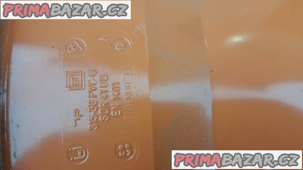 Kanalizační PVC roura průměr 300 x 5000 Kanalizační PVC roura průměr 300 x 5000