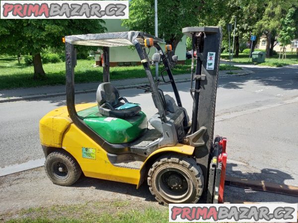 Vysokozdvižný vozík - KOMATSU FD30