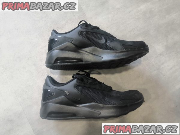 Nové boty Nike air max bolt, vel.40