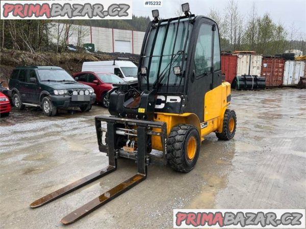 Vysokozdvižný vozík JCB DD/5III3 - velmi dobrý stav Vysokozdvižný vozík JCB DD/5III3 - velmi dobrý stav