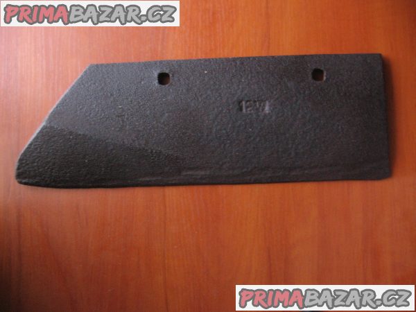 brána, ostří na pluh, hrobkovač,radlice, závěs, rám na brány brána, ostří na pluh, hrobkovač,radlice, závěs, rám na brány