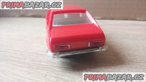 Tatra 613 výrobce kdn