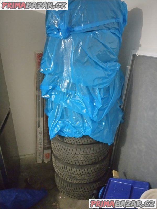 Letní ALU kola BMW R17 s pneu Kormoran 225/45/R17 – TOP STAV