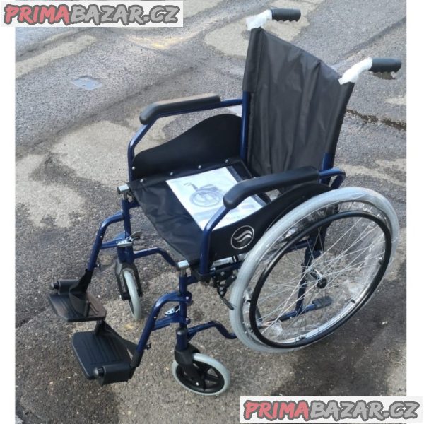 Mechanický invalidní vozík