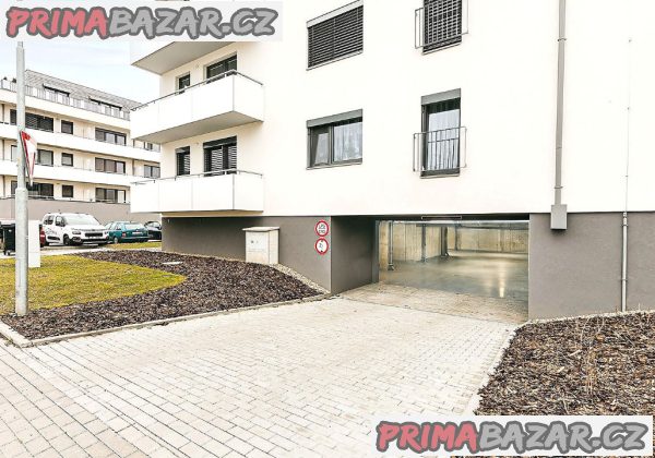 Prodám kryté garážové stání ve Slavkov u Brna Prodám kryté garážové stání ve Slavkov u Brna