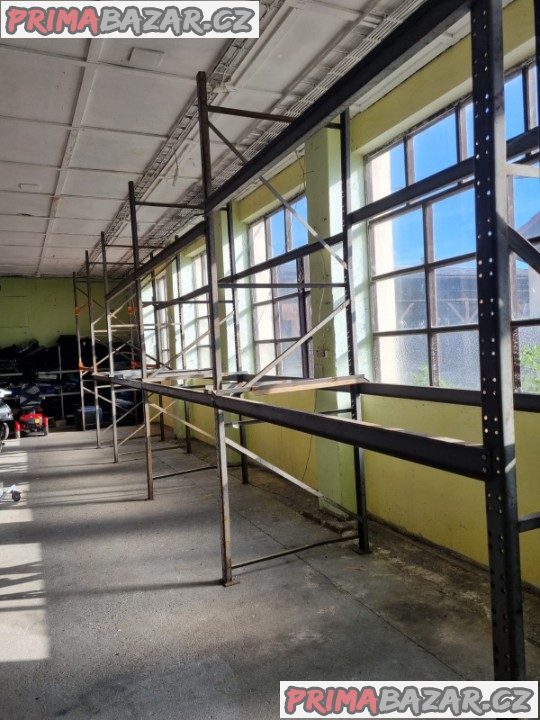 Paletový regál 5 polí / 2 patra – délka 9,8 m