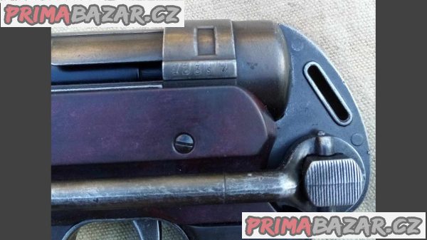 MP-40 samopal MP-40 samopal