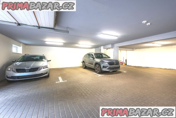 Prodám kryté garážové stání Brno, U Leskavy