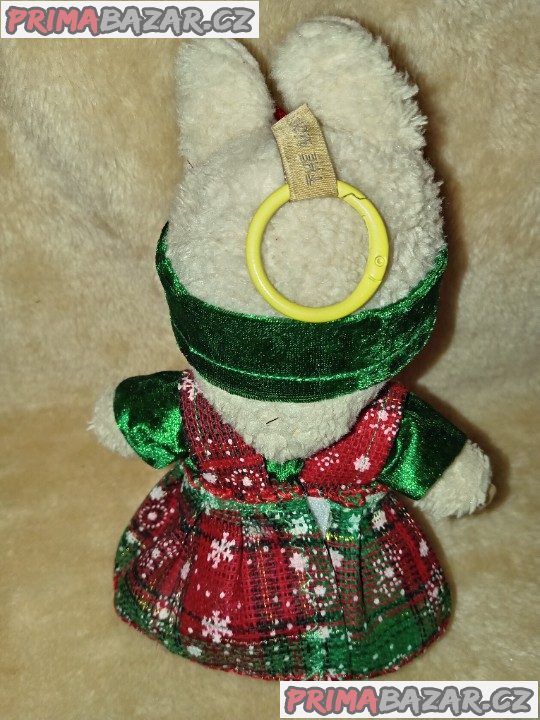Vánoční obleček pro Labubu