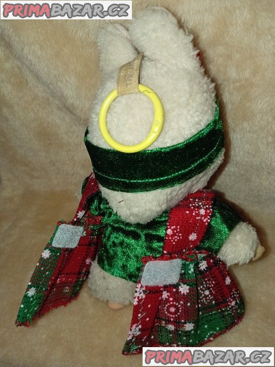 Vánoční obleček pro Labubu