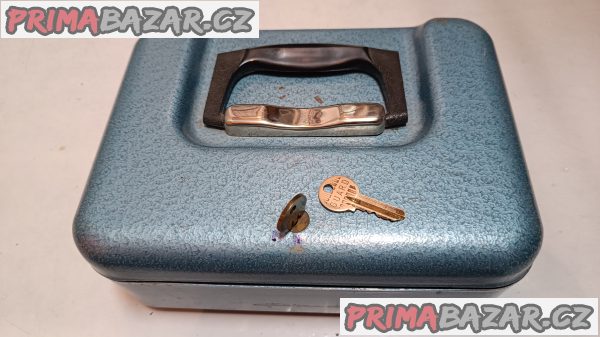 Příruční pokladnička