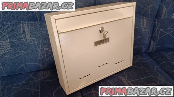 Poštovní schránka bílá