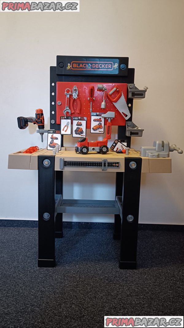 Dílna Smoby Black&Decker Dílna Smoby Black&Decker