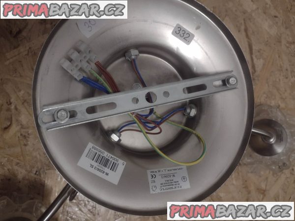 Hezká tříramenná stropnice