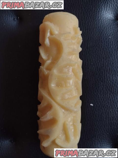 Malířský váleček pro nanášení vzorů na stěny