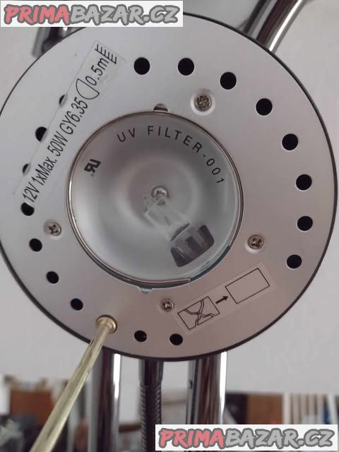 Moderní stojací lampa Moderní stojací lampa