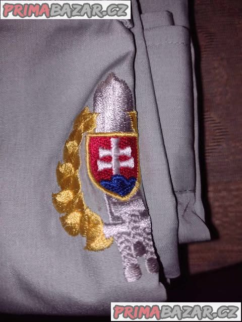 Nová vojenská bundokošile