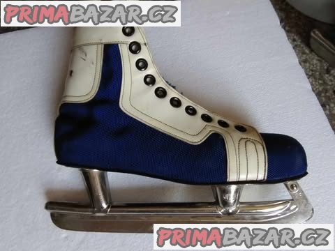 Ledové brusle s botami zn. Botas