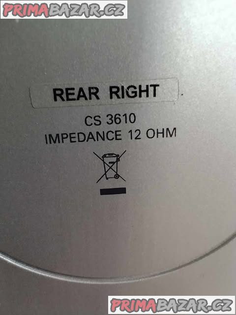 Sloupové reproduktory značky Philips Sloupové reproduktory značky Philips