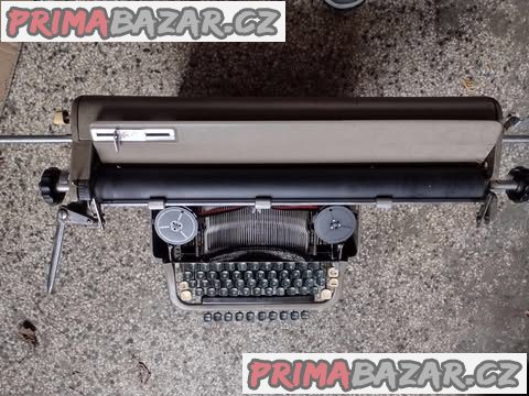 Starožitný psací stroj ZETA Starožitný psací stroj ZETA