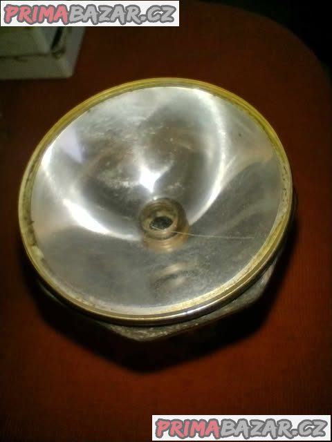 Starožitná retro kovová baterka Starožitná retro kovová baterka