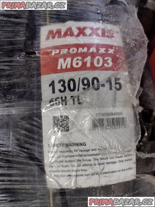 Nové ještě nerozbalené motopneumatiky