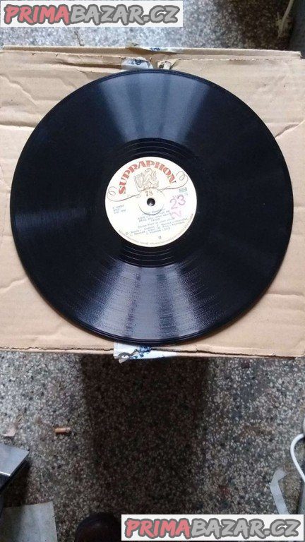 Šelakové desky na 78 otáček Šelakové desky na 78 otáček