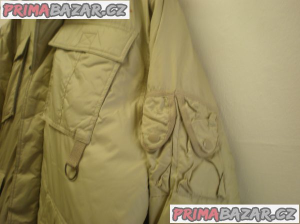 BUNDA /KABÁT ZIMNÍ S KAPUCÍ 2XL