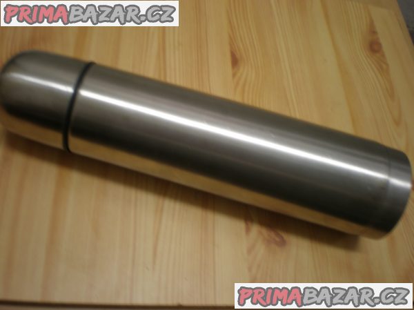 NEREZOVÁ TERMOSKA S POUZDREM