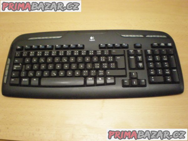 BEZDRÁTOVÁ KLÁVESNICE