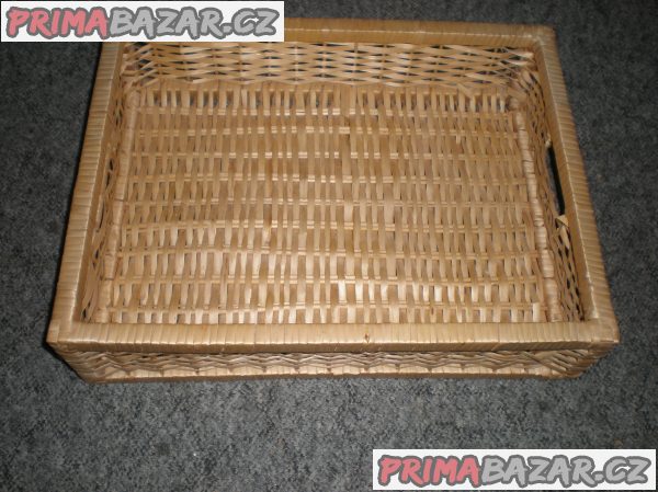 PROUTĚNÝ PODNOS / ZÁSUVKA