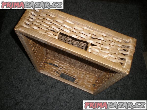 PROUTĚNÝ PODNOS / ZÁSUVKA