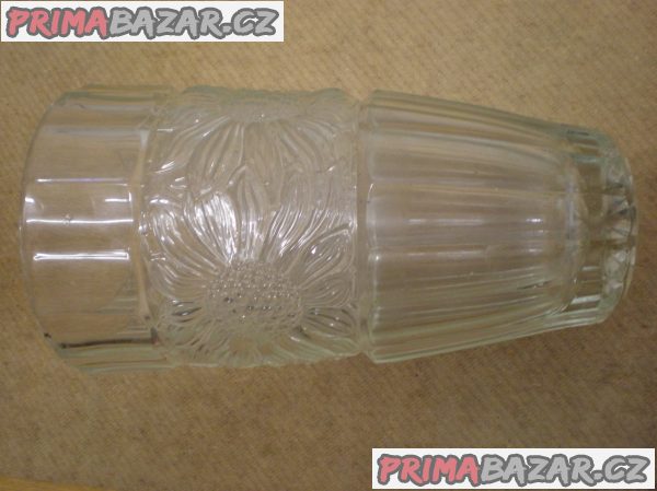 VELKÁ KŘIŠŤÁLOVÁ VÁZA