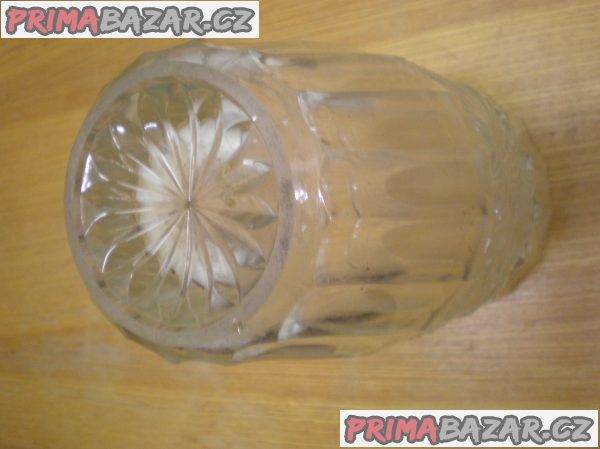 VELKÁ KŘIŠŤÁLOVÁ VÁZA VELKÁ KŘIŠŤÁLOVÁ VÁZA