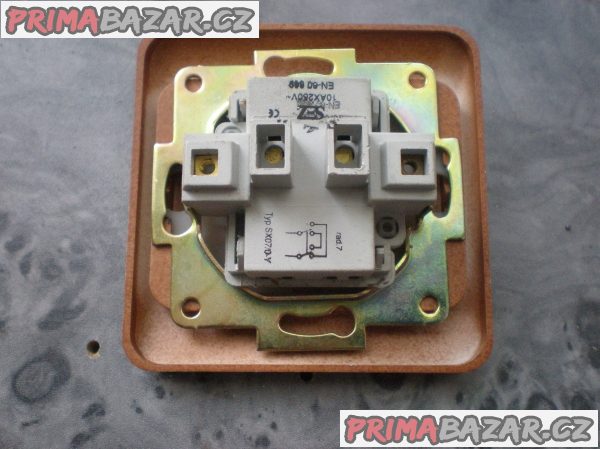 VYPÍNAČ POD OMÍTKU VYPÍNAČ POD OMÍTKU