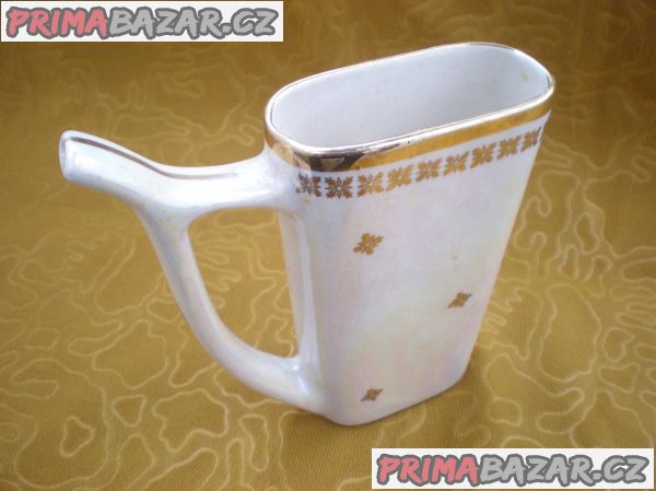 LÁZEŇSKÝ POHÁREK