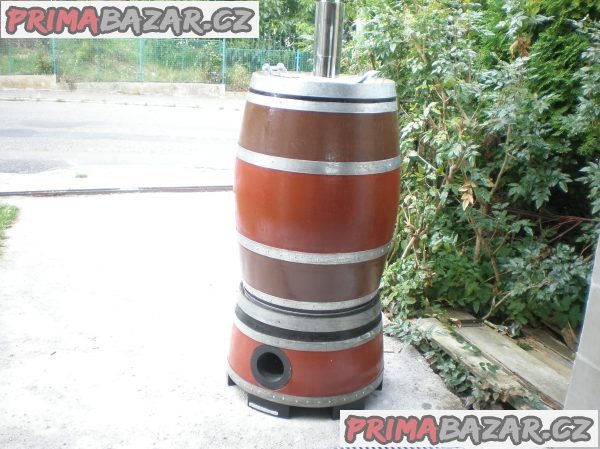 UDÍRNA ZE SUDŮ OD VÍNA